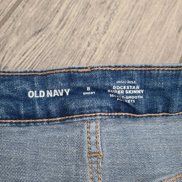 Old Navy Women’s High-Rise Rockstar Super Skinny Jeans Size 8 Short - Picture 9 of 10